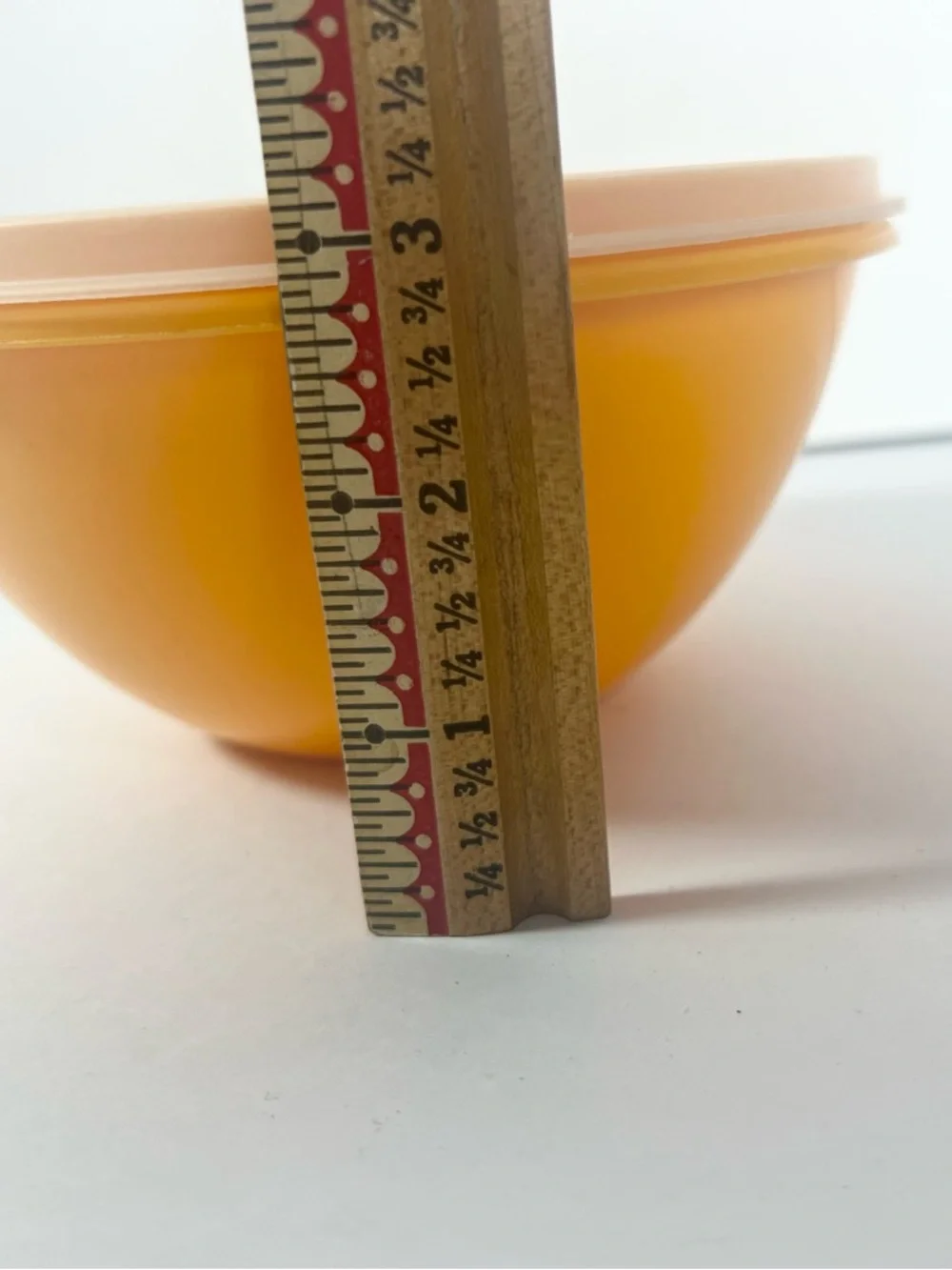 Vintage Tupperware Wonderlier bowl‎ 234-19 with lid yellow-orange